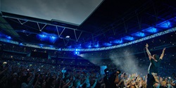 blurFLive At Wembley Stadium  u[FCEAbgEEFu[EX^WA